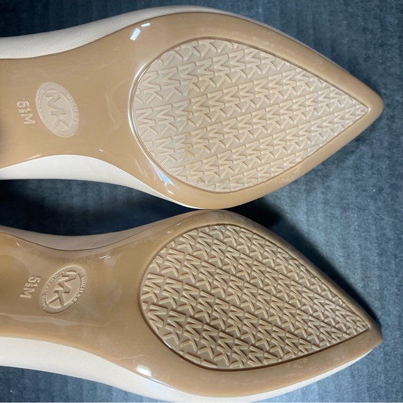 BNWOB MICHAEL KORS LIGHT NUDE HEELS SIZE 5.5M PRICE FIRM - Picture 9 of 15